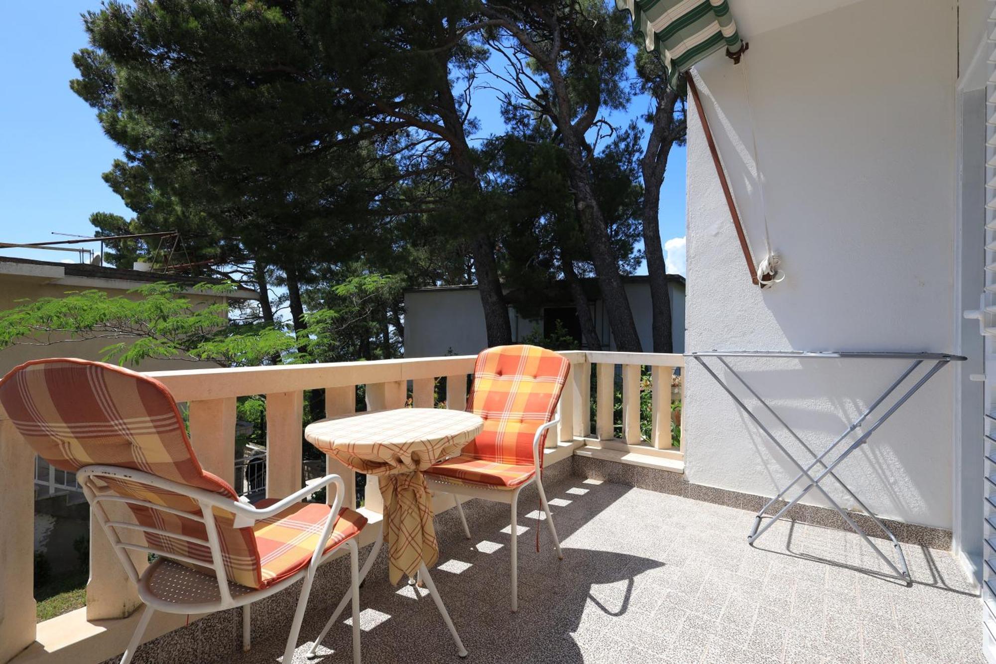 Apartments By The Sea Brela, Makarska - 18356 المظهر الخارجي الصورة