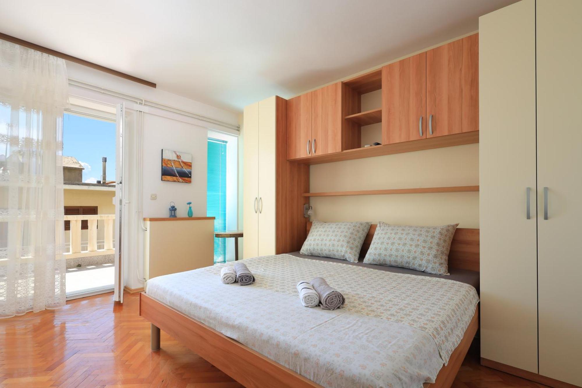Apartments By The Sea Brela, Makarska - 18356 المظهر الخارجي الصورة