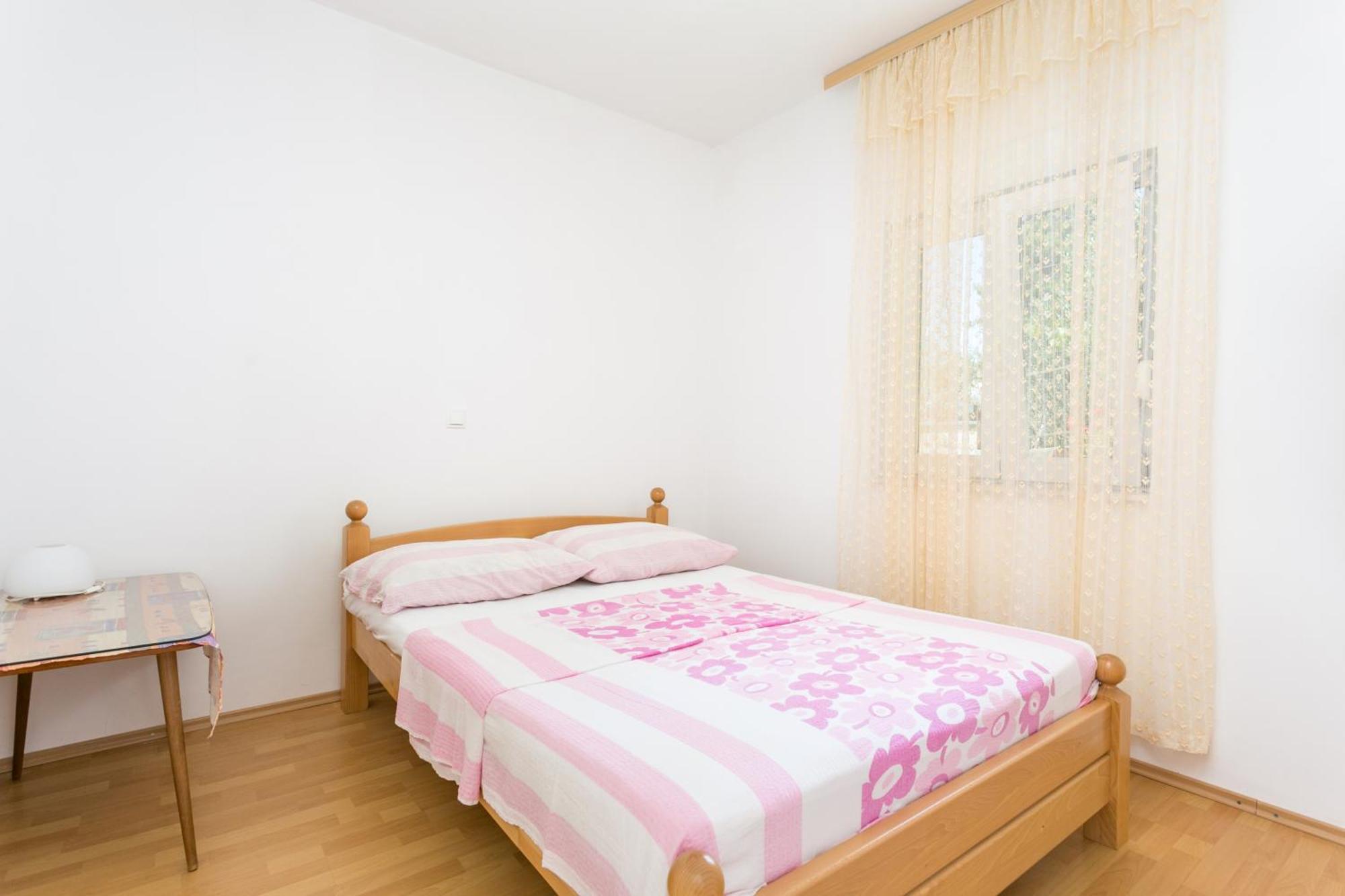 Apartments By The Sea Brela, Makarska - 18356 المظهر الخارجي الصورة